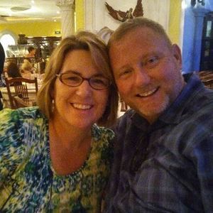 Meet your Posher, Robin